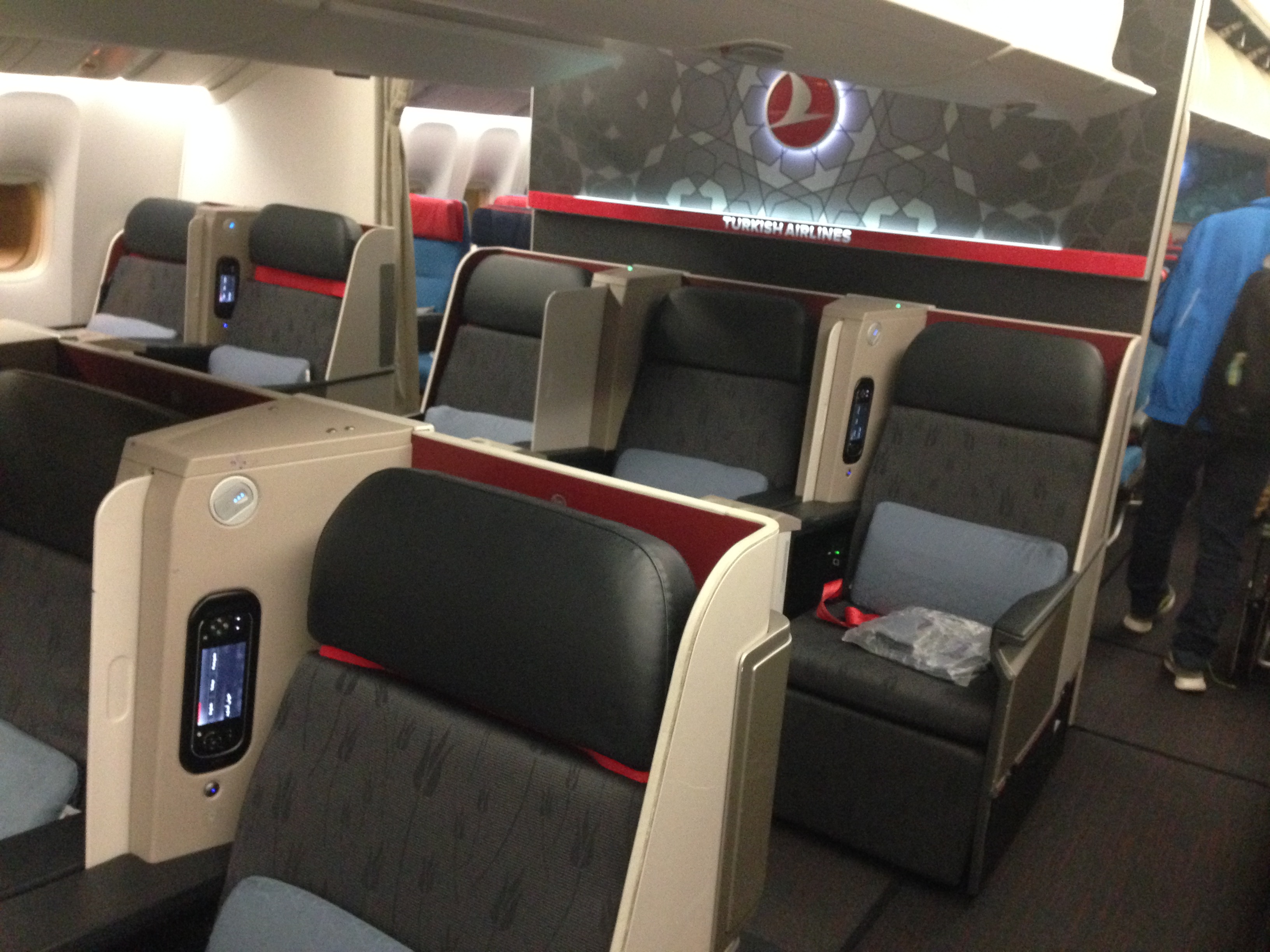 Flight Review TK71 Turkish Airlines 777 300ER Business Class Hong Kong
