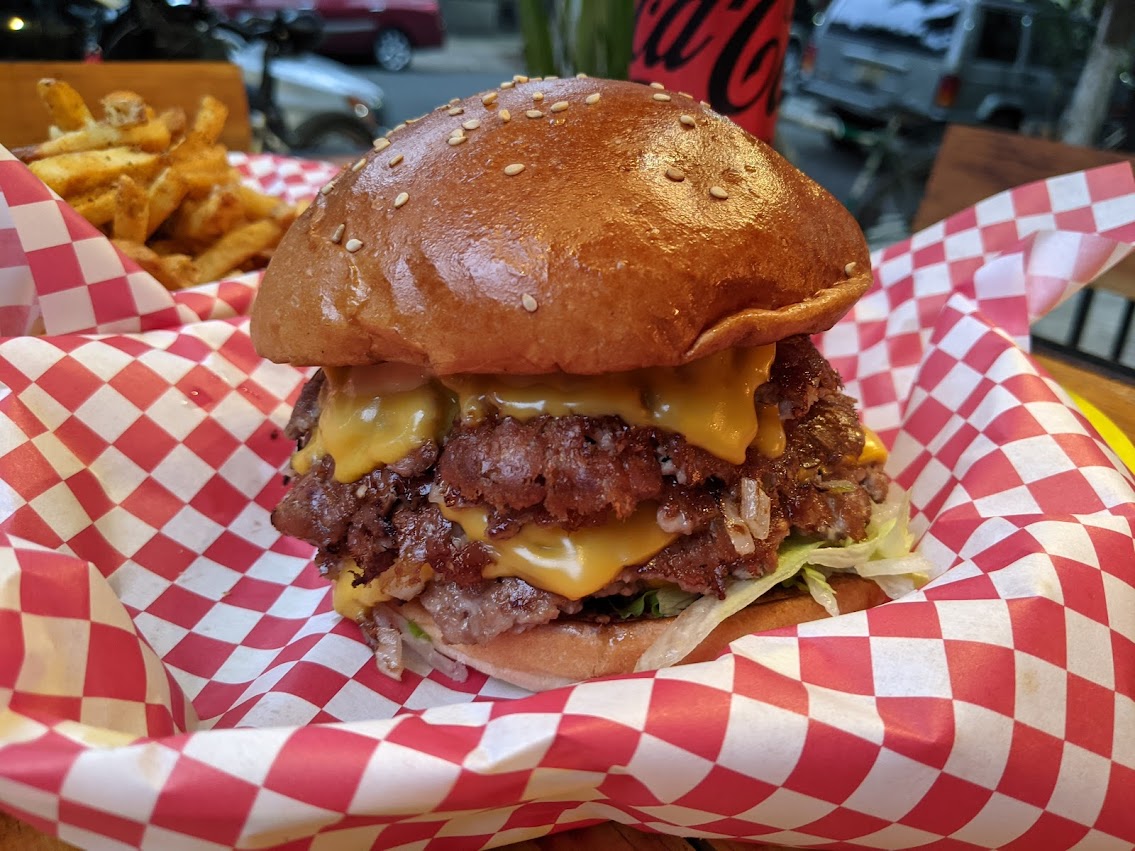 Best Burgers in Mexico City – CDMX Hamburger Review